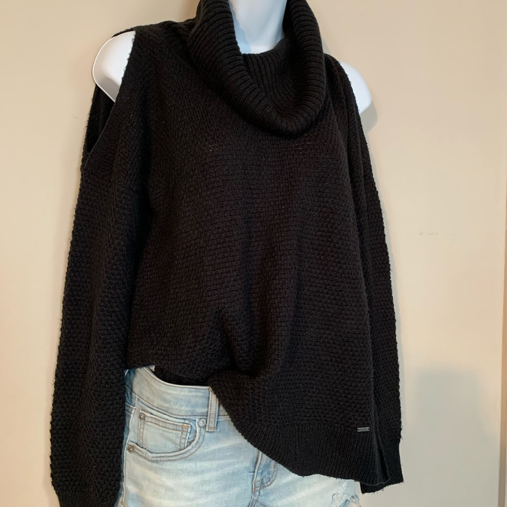 Hollister cold shoulder long sleeve cowl neck sweater - black - Picture 4 of 11